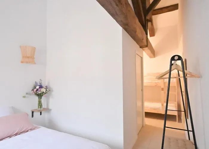 בית נופש Maison De Charme 12 Personnes Avec 3 Independantes Au Mas Conte A En Roussillon